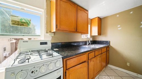 10800 State St, Lynwood CA  90262-1827 exterior