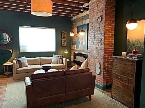 4068 Howley St, Pittsburgh PA 15224-1439 exterior