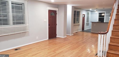 850 Longshore Ave, Philadelphia PA  19111-4423 exterior