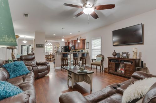 84 2nd Ave, Shalimar FL  32579-1951 exterior