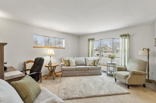 526 Aztalan Dr, Madison, WI 53718-3205