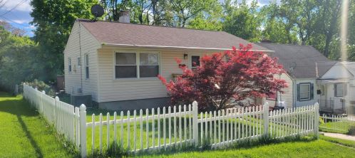 3301 Freddie Dr, Cincinnati, OH 45205-1307