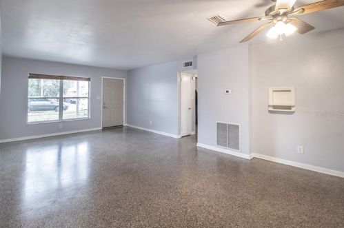 330 Country Club Dr, Oldsmar, FL 34677-3902
