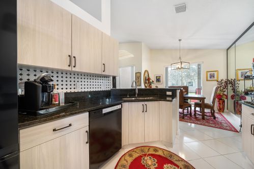 426 Springview Loop, Fort Pierce FL  34986-2663 exterior