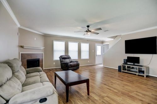 16890 Blackberry Lily Ln, Conroe, TX 77385-2006
