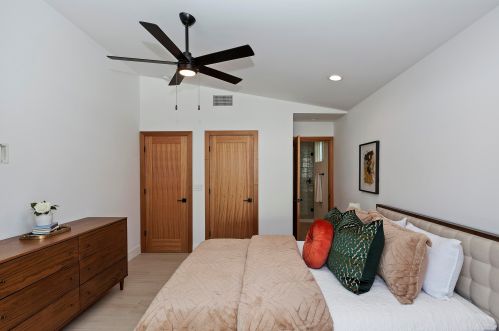 52152 Avenida Alvarado, La Quinta CA  92253-3229 exterior
