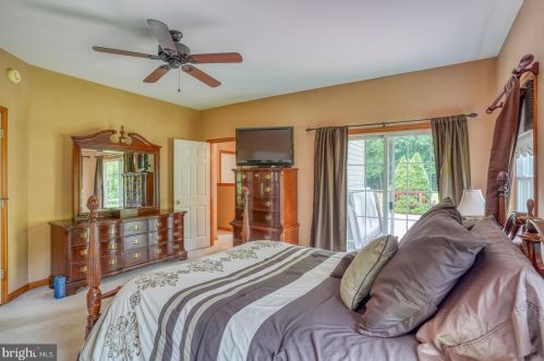 231 Crosby Knl Cir, Dover DE  19904-1098 exterior