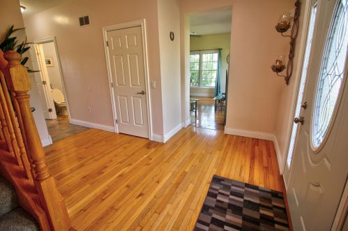 710 Willow Bend Dr, Waterford WI  53185-4281 exterior