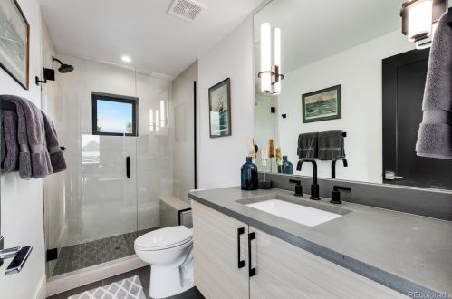 376 Gilpin St, Denver CO 80218-2523 exterior