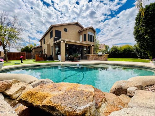 2900 Iowa St, Chandler, AZ 85286-3915