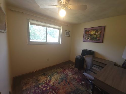 6279 Poketa Rd, Verona PA  15147-3305 exterior