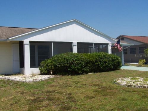 711 Thunderbird Ave, Ruskin, FL 33573-5541