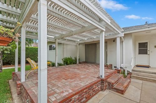 975 Starcrest Dr, Covina CA  91722-2134 exterior