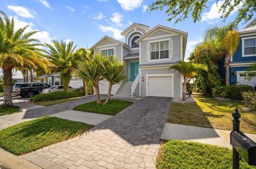 6415 Grenada Island Ave, Ruskin, FL 33572-2518