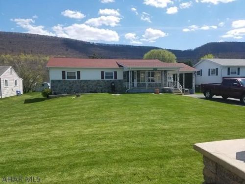 4499 Pleasant Valley Blvd, Birmingham, PA 16686-7030