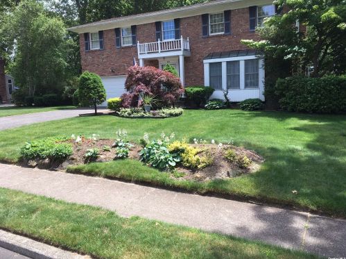 69 Brandy Ln, Lake Grove, NY 11755-2331