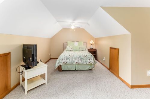 640 Concord Village Cir, Johnstown OH  43031-9194 exterior