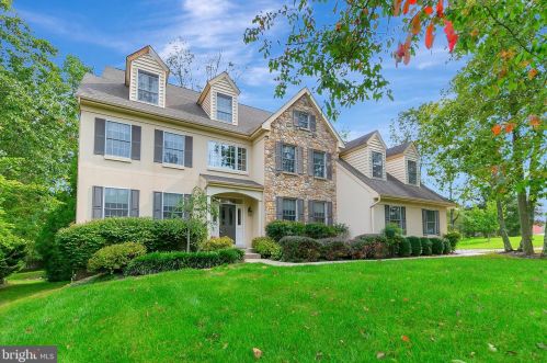 1489 Russell Rd, Paoli, PA 19301-1235