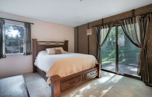 6 Dl Rd, Greystone Park NJ  07950-3303 exterior