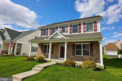 655 Chiswell Pl, Lancaster, PA 17601-8811