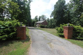 1205 Idlewood Rd, Hardy, VA 24101-2805