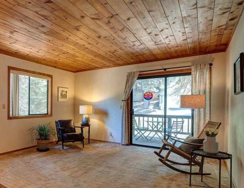 12233 Rainbow Dr, Truckee, CA 96161-2734