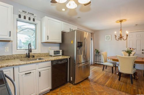 32 Aster Ave, Holtsville NY  11742-1703 exterior