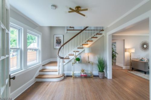 27 Cambridge Rd, Glen Ridge, NJ 07028-1703