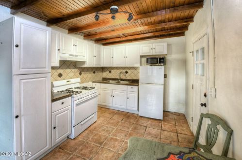 520 4th Ave, Tucson AZ  85705-8450 exterior