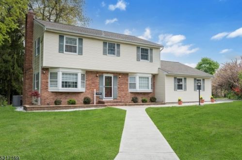 30 Friar Rd, Greystone Park NJ  07950-3022 exterior