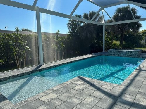 239 Tahiti Rd, Marco Island, FL 34145-3948