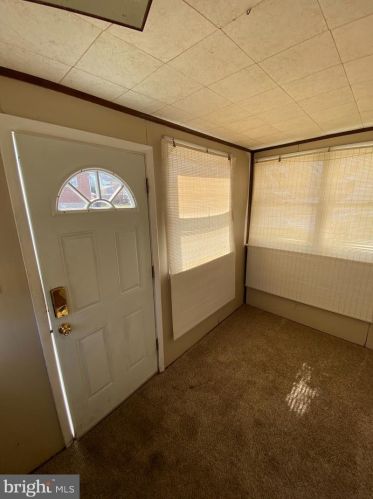 201 Smyrna Ave, Wilmington, DE 19809-1236