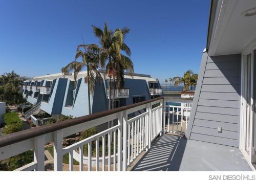 80 Montego Ct, San Diego CA 92118-3253 exterior