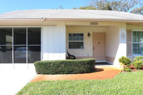 11529 Rose Tree Dr, New Port Richey, FL 34654-1924