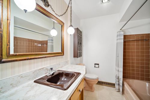 3231 85, Milwaukee WI 53227-4616 exterior