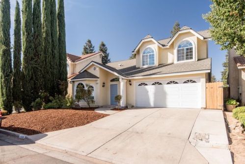 1388 Salem Ave, Fresno, CA 93720-2237