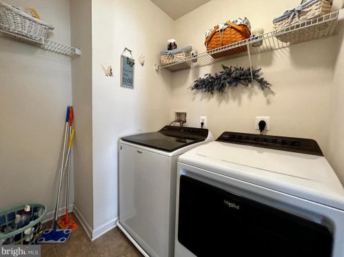 148 Killian Ln, Charles Town WV  25414-4939 exterior