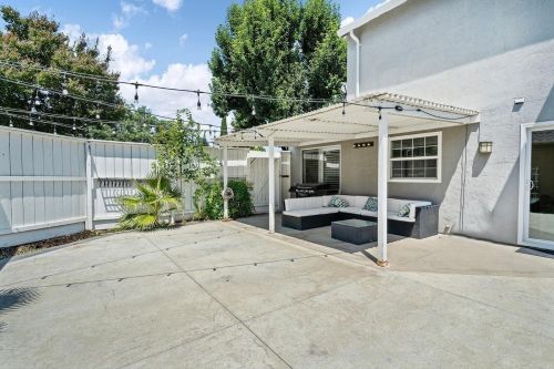 2800 Belharbour Dr, Modesto CA  95355-9201 exterior