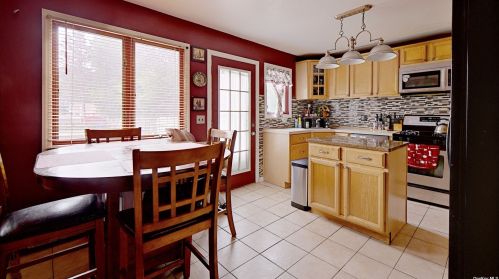 232 Crombie St, Huntington Station NY  11746-1504 exterior