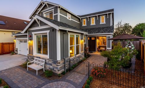 150 Willowgreen Pl, Santa Rosa, CA 95403-5714