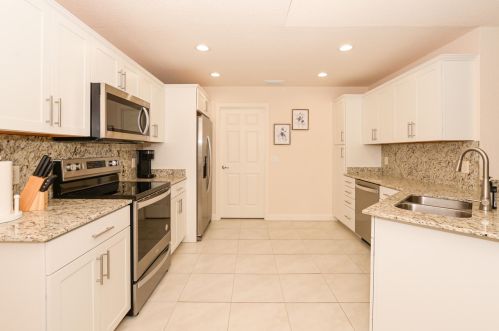 2 Tosca, Fort Pierce FL 34951-2819 exterior