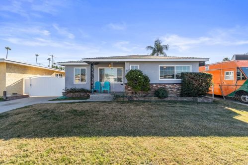 9624 Senwood St, Bellflower, CA 90706-2340