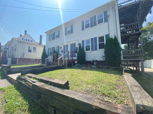 95 Henry Law Ave, Dover, NH 03820-3804