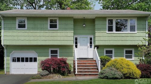 139 Grove St, South Plainfield, NJ 07080-4521