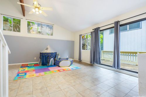 2437 Akepa St, Pearl City HI  96782-1069 exterior