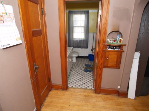 5722 Beloit Rd, Milwaukee WI 53219-2412 exterior