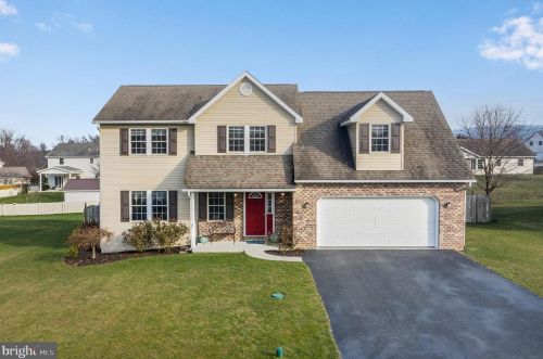 410 Freedom Dr, Lees Cross Roads, PA 17257-8209