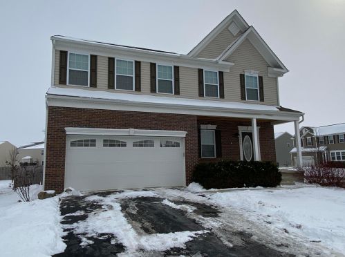 1692 La Costa Dr, Marysville, OH 43040-7027