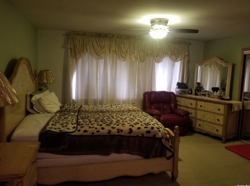 222-11 100th Rd, Jamaica, NY 11429-1643