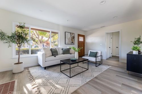 3412 Heather Rd, Long Beach, CA 90808-2519